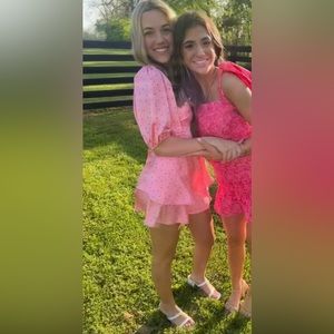 Pink dress size small only worn once!